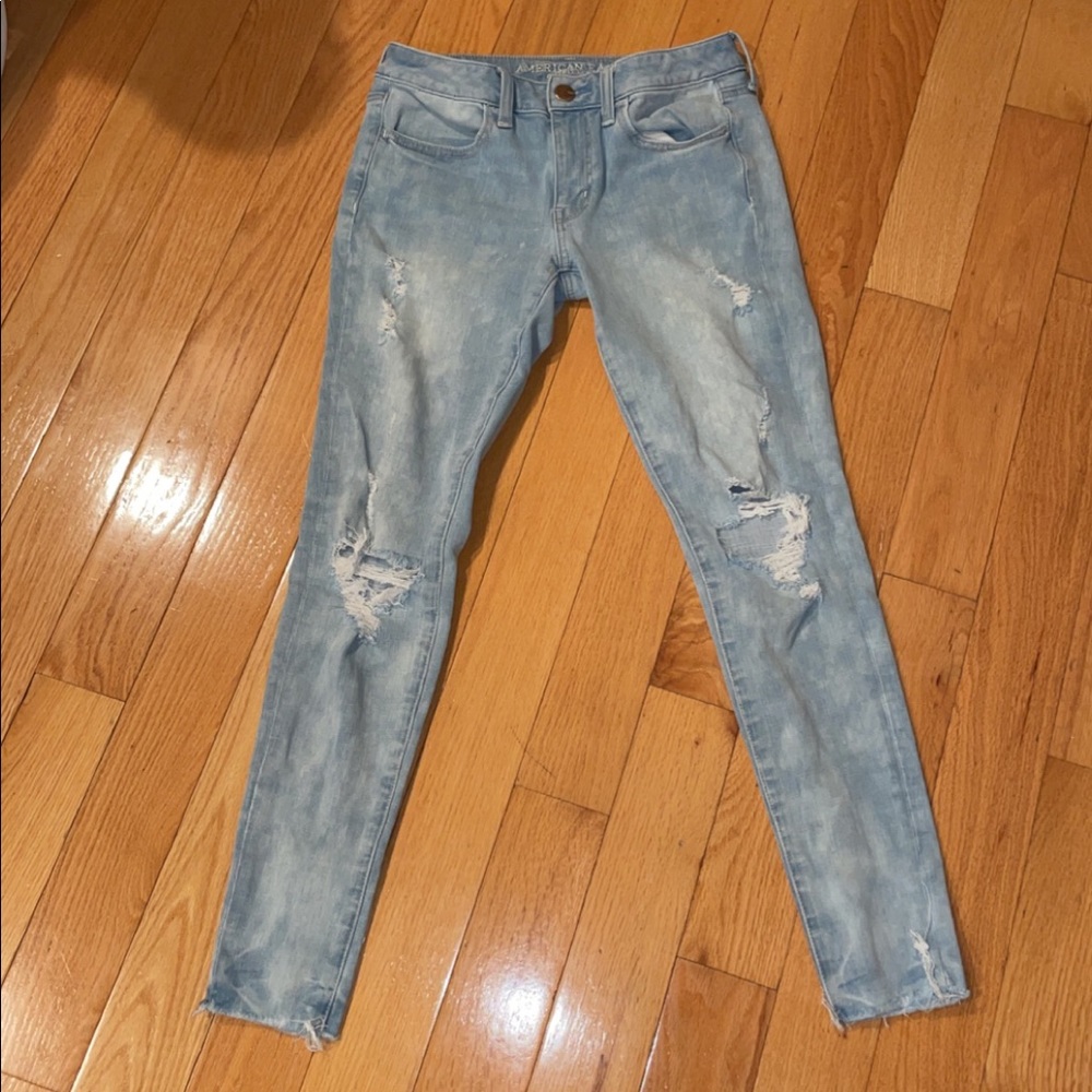 American Eagle super super stretch x4 jegging (ripped) size 6 regular